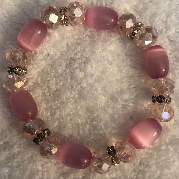 Beaded bracelet w/Jewelry bag - Picture 3 of 6